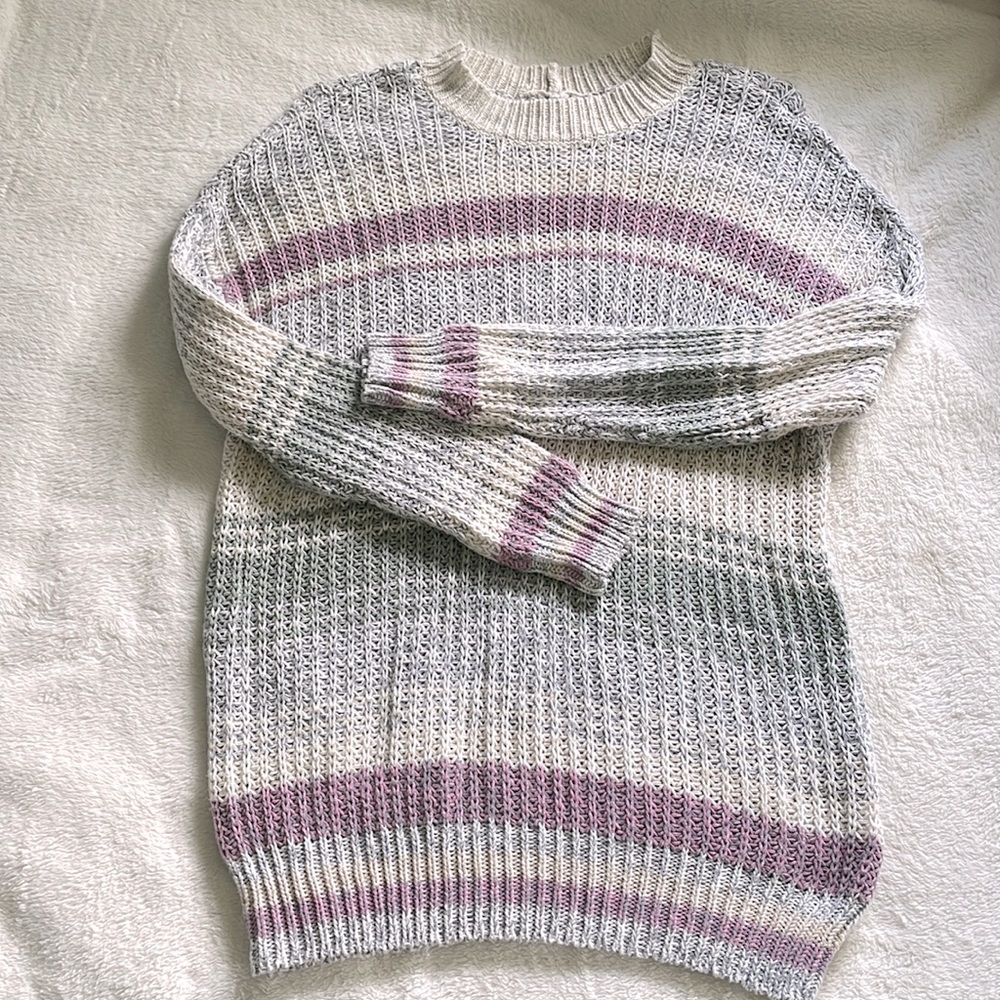 American Eagle sweater